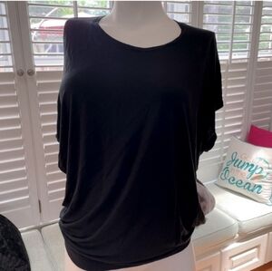 VINCE Black M T shirt